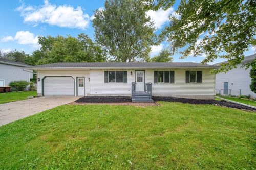 2520 Lanier Dr, Lansing, MI, 48911-6413 | Card Image