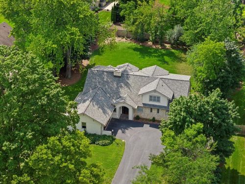 7857 N Lake Dr, Fox Point, WI, 53217-2911 | Card Image