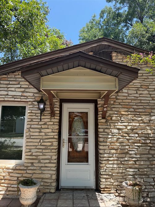 1402 Garden Street, Austin, TX, 78702 | Card Image