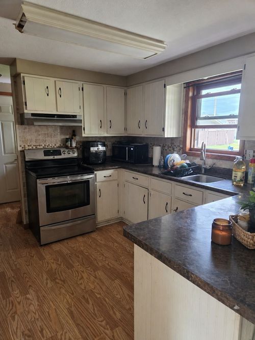 804 Thompson St, Bloomer, WI, 54724-1144 | Card Image