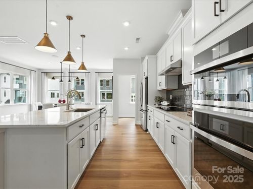 8040 Cedarsmith Ct, Charlotte, NC, 28217-0571 | Card Image