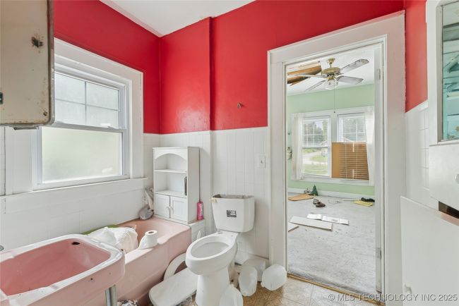 926 S 6 Th St, House other with 4 bedrooms, 2 bathrooms and null parking in McAlester OK | Image 12