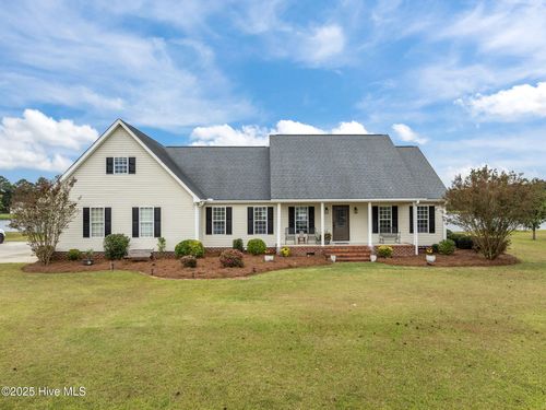 3553 Fountain Hill Dr, Grifton, NC, 28530-8409 | Card Image