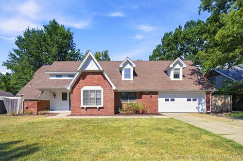 4670 S Oxford Ave, Tulsa, OK, 74135-6829 | Card Image