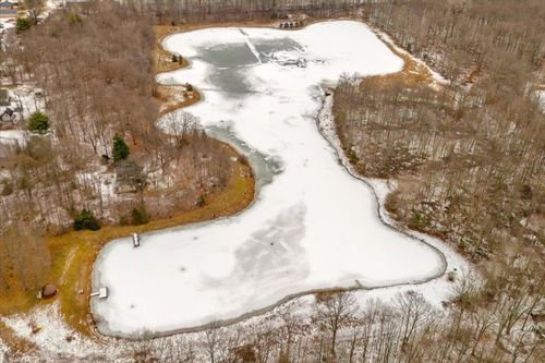 10731 Swan Creek Rd, Saginaw, MI, 48609-9783 | Card Image