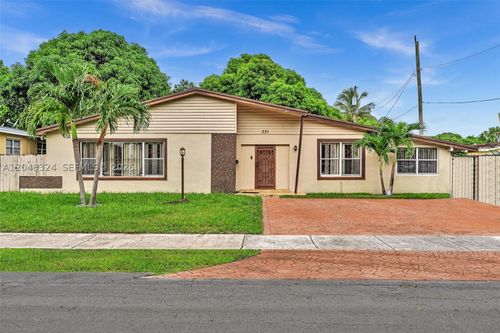 331 Ne 176th St, North Miami Beach, FL, 33162-1766 | Card Image