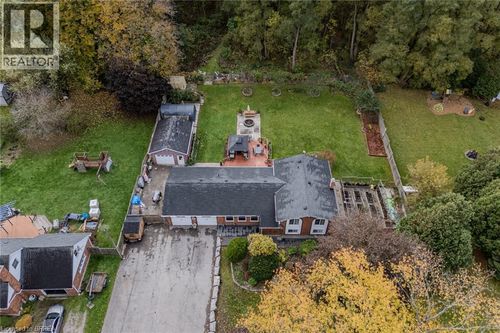 2104 Governor'S Rd, Hamilton, ON, L0R1T0 | Card Image