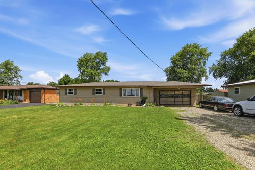 520 E Pike St, Kirklin, IN, 46050-9113 | Card Image