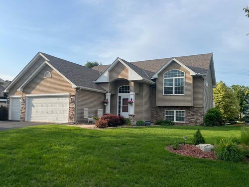 1093 Pinehurst Ln, Jordan, MN, 55352-4503 | Card Image