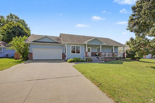 8622 Talon Dr, Manhattan, KS, 66502-1482 | Card Image