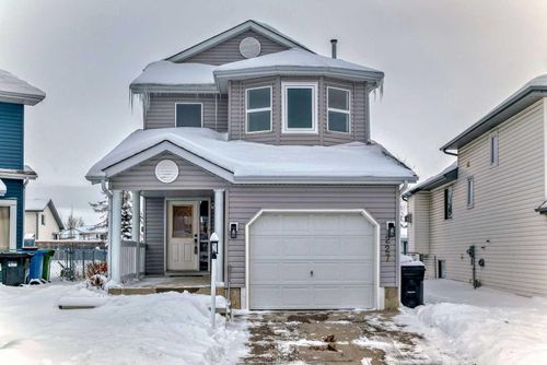 227 Saratoga Pl Ne, Calgary, AB, T1Y6Z9 | Card Image