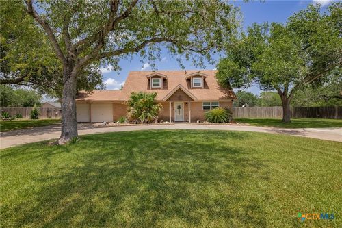 611 E Purisima St, Refugio, TX, 78377-3150 | Card Image