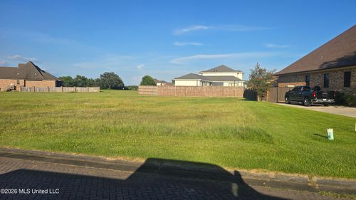 406 Goose Pointe Blvd, Biloxi, MS, 39531-6400 | Card Image