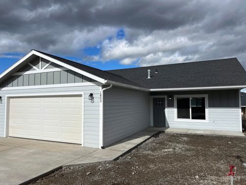 1735 Rocky Ln, Lewiston, ID, 83501 | Card Image