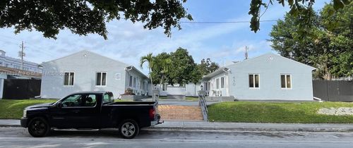 apt-2-430 Sw 6th Ave, Miami, FL, 33130-2732 | Card Image