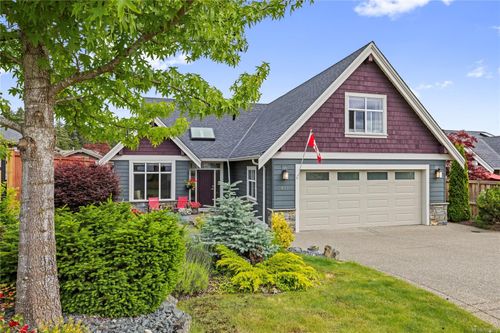 833 Retegno Ave, Parksville, BC, V9P0C3 | Card Image