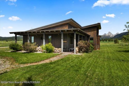 235 Meriwether Cir, Alta, WY, 83414-4561 | Card Image