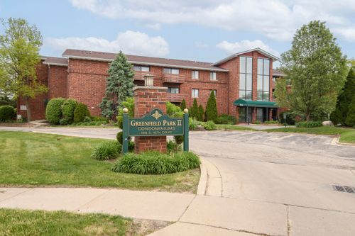 1618 S 115th Unit 302 Ct, WEST ALLIS, WI, 53214 | Card Image