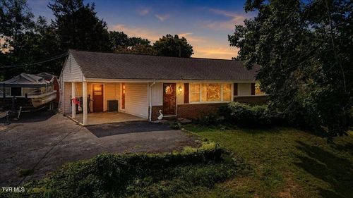 334 Mimosa St, Mount Carmel, TN, 37645-3938 | Card Image