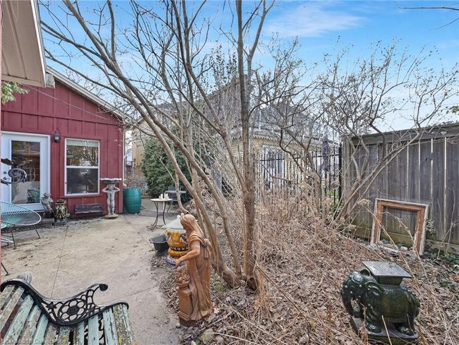 80 Ferrie St W, House other with 2 bedrooms, 2 bathrooms and 1 parking in Hamilton ON | Image 29