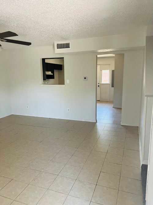 apt-b-6320 Midway Rd, Springtown, TX, 76082-7340 | Card Image