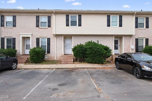 407 Kirkcaldy Ct, Fayetteville, NC, 28314-1638 | Card Image