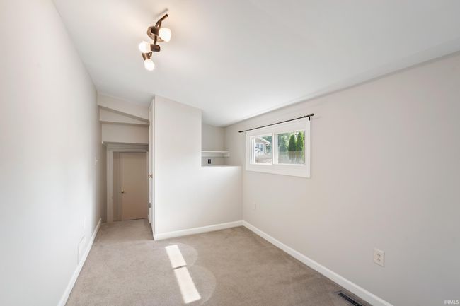 1112 Park Ave, Home with 3 bedrooms, 1 bathrooms and null parking in Winona Lake IN | Image 18