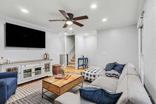 1104 Moorestown Cir, Decatur, GA, 30033-2733 | Card Image