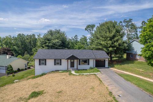 20 Cove Hills Ln, Wytheville, VA, 24382-4461 | Card Image
