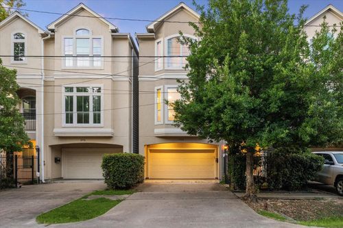 5706 Blossom St, Houston, TX, 77007-5170 | Card Image