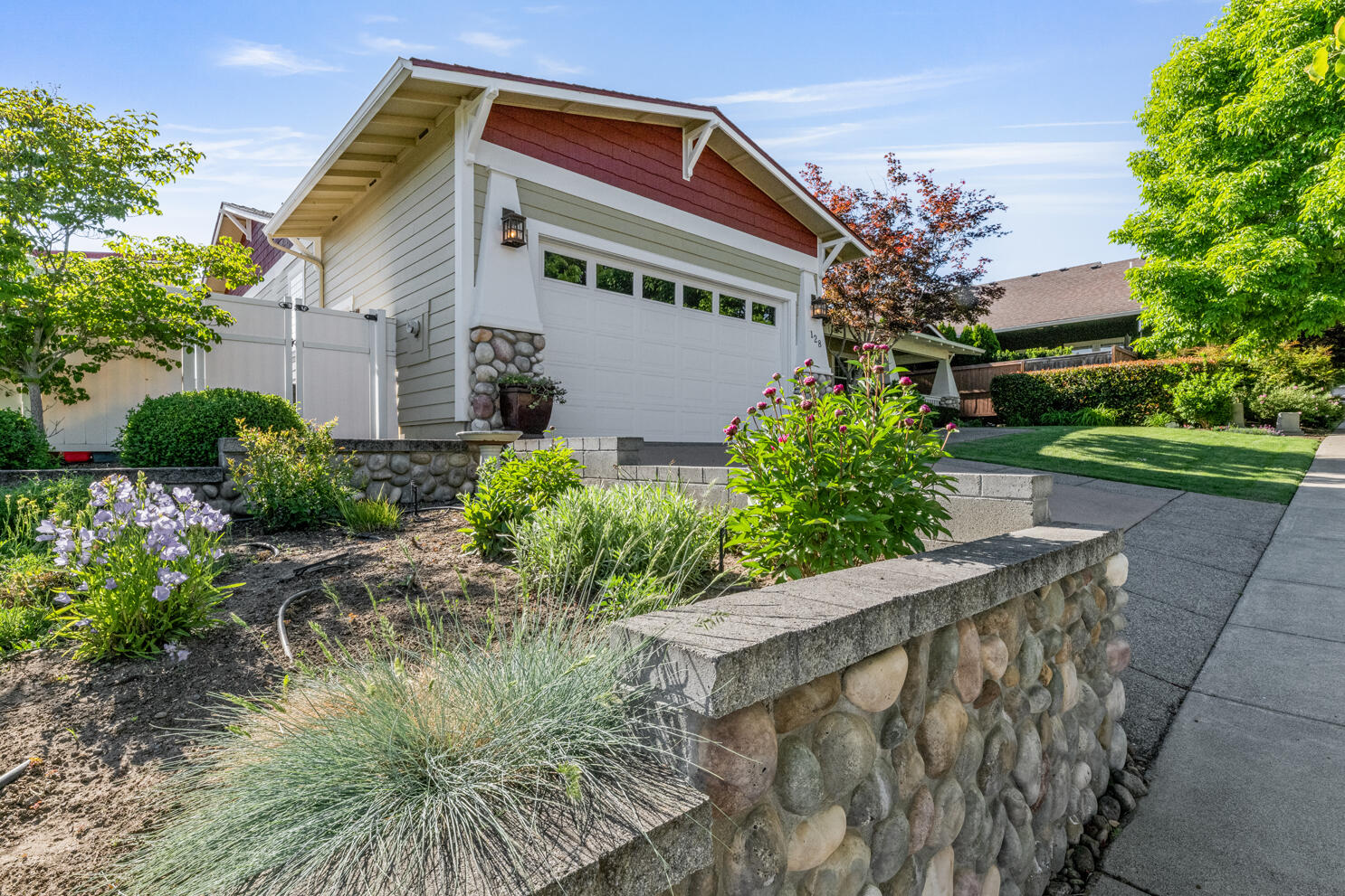 Residential in Eagle Point 2
