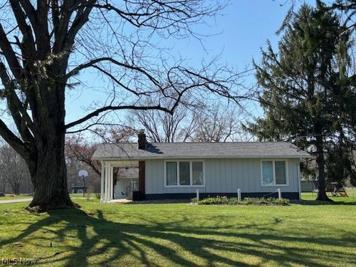 2747 Barclay Messerly Rd, Southington, OH, 44470-9735 | Card Image