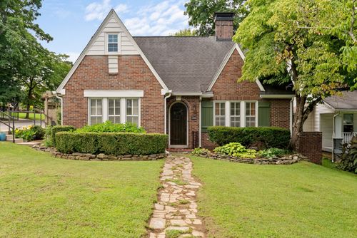 700 5th Ave W, Springfield, TN, 37172-2321 | Card Image