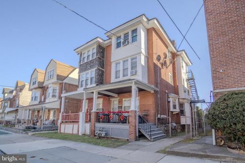 323 W 7th St, CHESTER, PA, 19013-4066 | Card Image