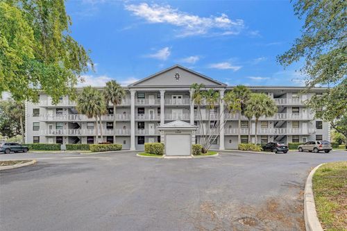 apt-204-1530 Whitehall Dr, Davie, FL, 33324-6660 | Card Image