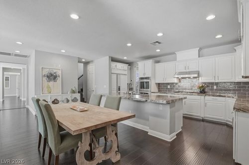 10671 Capesthorne Way, Las Vegas, NV, 89135-2243 | Card Image