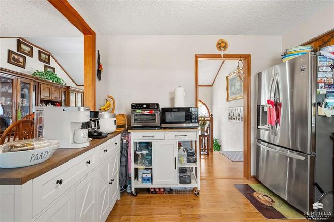 1920 Apache Dr, House other with 3 bedrooms, 3 bathrooms and null parking in Junction City KS | Image 10