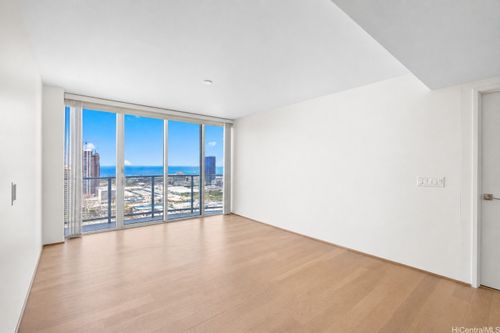 3207-888 Kapiolani Blvd, Honolulu, HI, 96813-6047 | Card Image