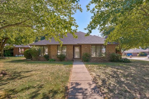 3740 W Glenwood Ct, Springfield, MO, 65807-8651 | Card Image