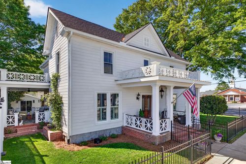 109 W Curtis St, Simpsonville, SC, 29681-2601 | Card Image