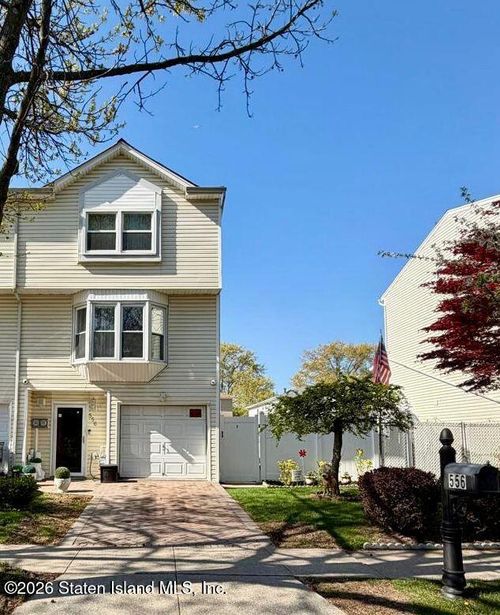13a-556 Dongan Hills Avenue, Staten Island, NY, 10305 | Card Image