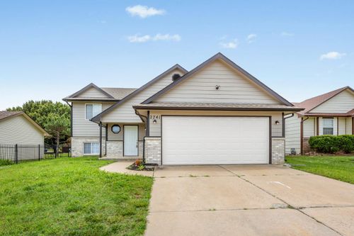2741 N Battin Ct, Wichita, KS, 67220-2638 | Card Image