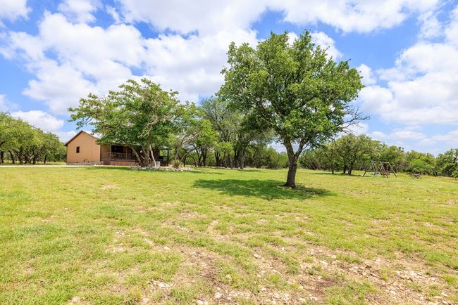 221 Coyote Trl, Home with 2 bedrooms, 2 bathrooms and 2 parking in Harper TX | Image 42