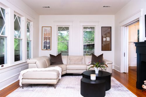 500 S 1st St, Pflugerville, TX, 78660-3901 | Card Image
