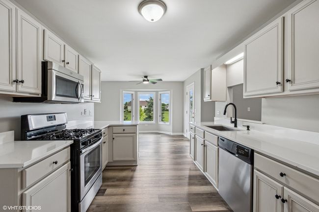 2 - 19463 Manchester Dr, Condo with 2 bedrooms, 2 bathrooms and 2 parking in Mokena IL | Image 7
