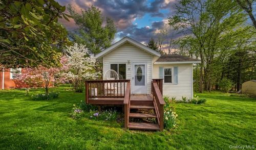 11 Apache Ln, Ferndale, NY, 12734-7701 | Card Image