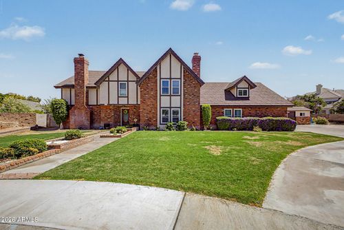 2451 N Forest Cir, Mesa, AZ, 85203-1337 | Card Image