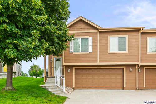 19156 Drexel Cir, Omaha, NE, 68135-1840 | Card Image