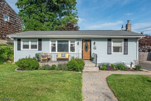 123 Idalroy Trl, Hopatcong, NJ, 07843-1267 | Card Image