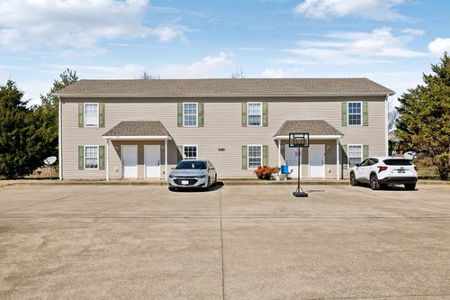 501 Patriot Park Ct, Clarksville, TN, 37042-6485 | Card Image